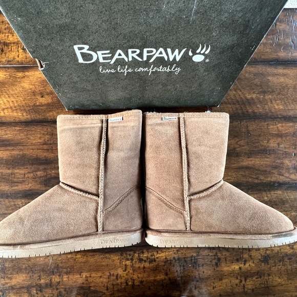 BEARPAW Emma Short Boots - Picture 4 of 16